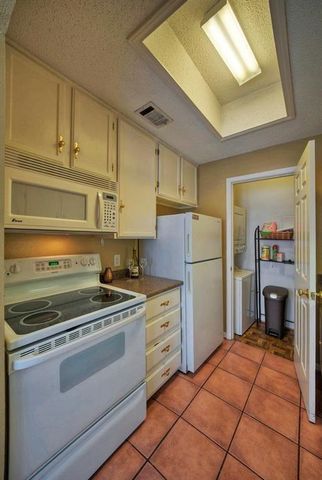 711 W 21st ST 205, Austin, TX 78705