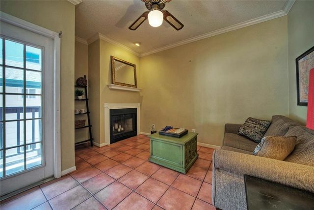 711 W 21st ST 205, Austin, TX 78705