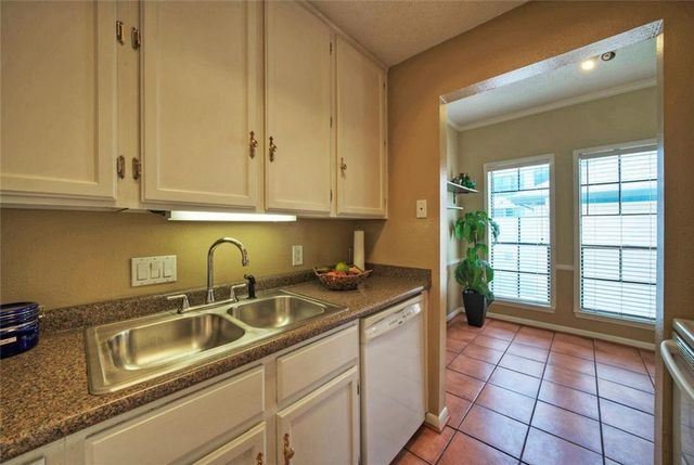 711 W 21st ST 205, Austin, TX 78705