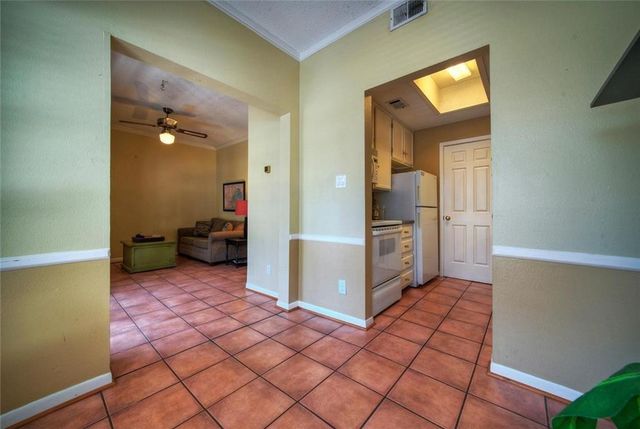 711 W 21st ST 205, Austin, TX 78705