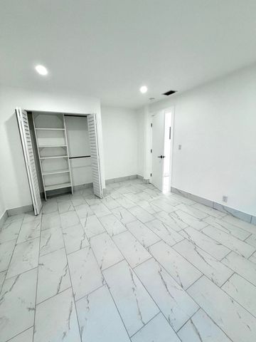 4655 SW 33rd Avenue 2b, Fort Lauderdale, FL 33312