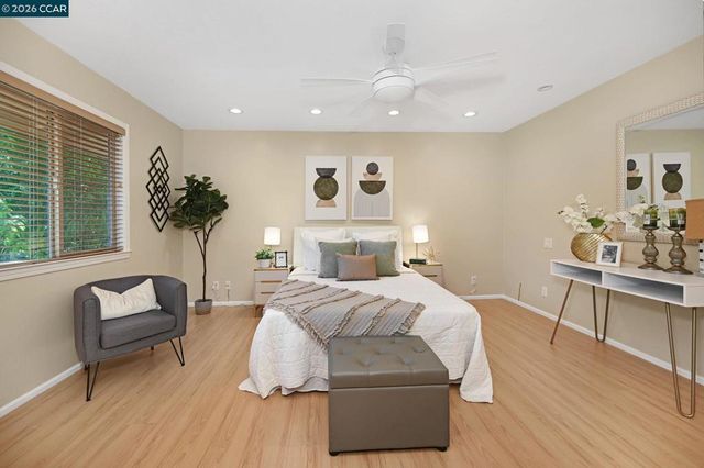 1889 Countrywood Ct, Walnut Creek, CA 94598