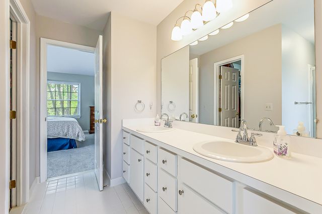 3106 Fawnmeadow Court, Ann Arbor, MI 48105