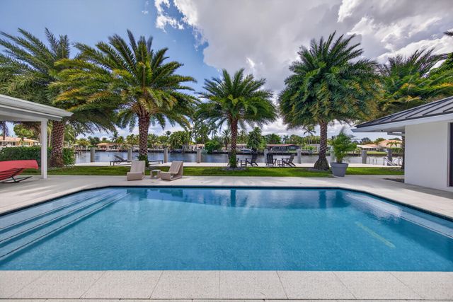 2118 NE 15TH Terrace, Wilton Manors, FL 33305