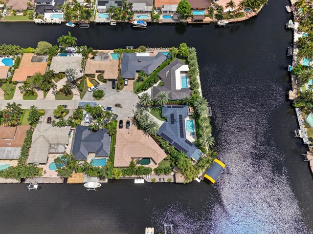2118 NE 15TH Terrace, Wilton Manors, FL 33305