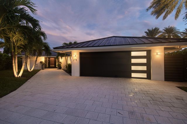 2118 NE 15TH Terrace, Wilton Manors, FL 33305