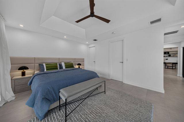 2118 NE 15TH Terrace, Wilton Manors, FL 33305