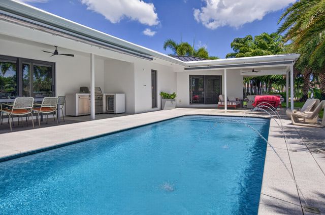 2118 NE 15TH Terrace, Wilton Manors, FL 33305