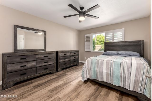 10921 W COGGINS Drive, Sun City, AZ 85351