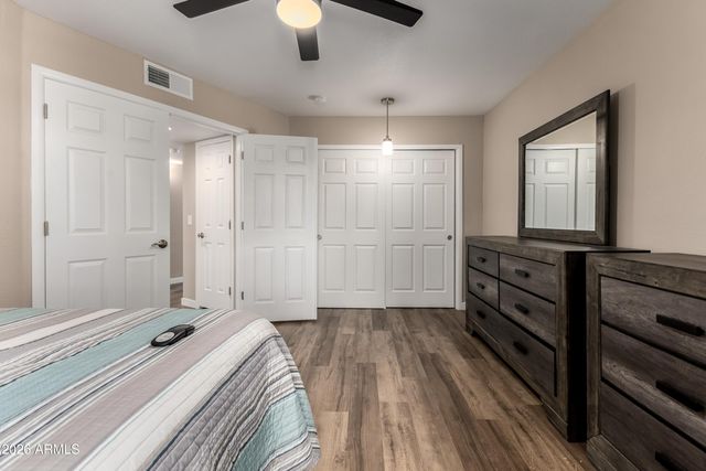 10921 W COGGINS Drive, Sun City, AZ 85351