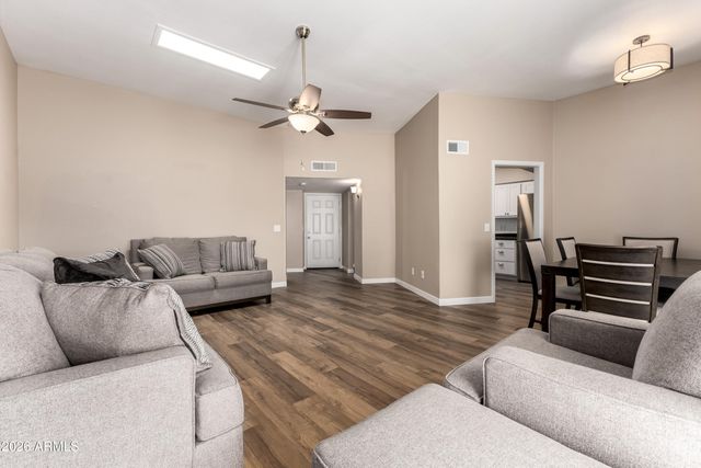 10921 W COGGINS Drive, Sun City, AZ 85351