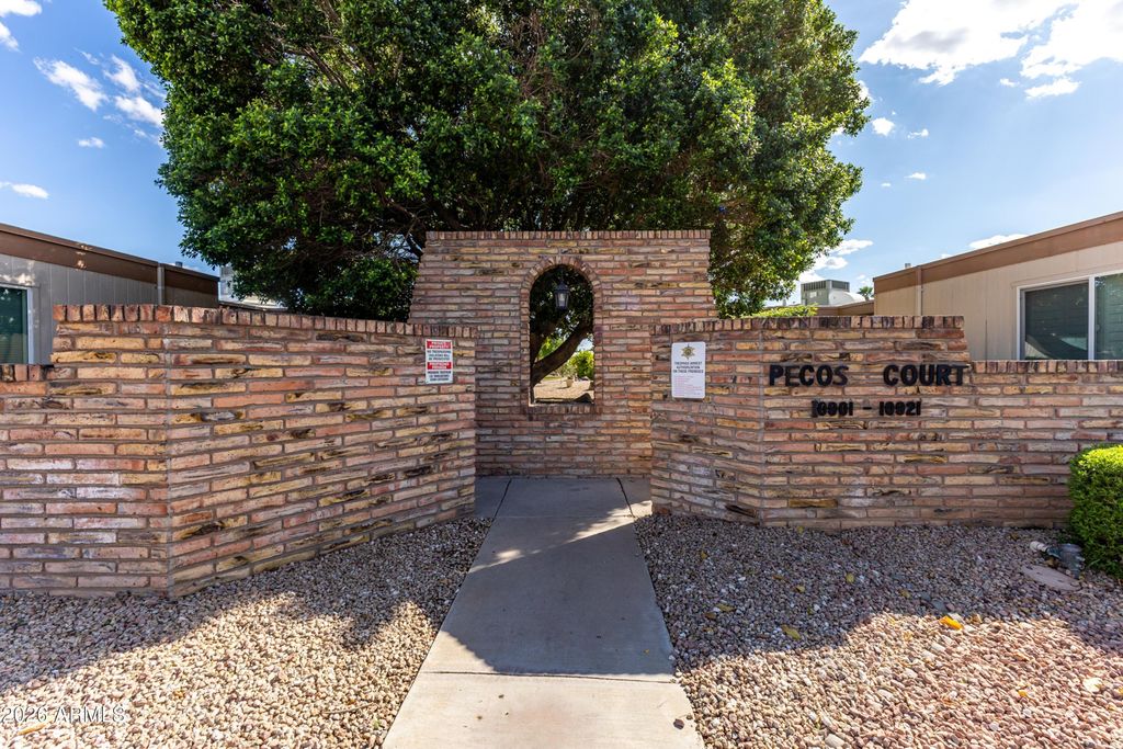 10921 W COGGINS Drive, Sun City, AZ 85351 — photo 2