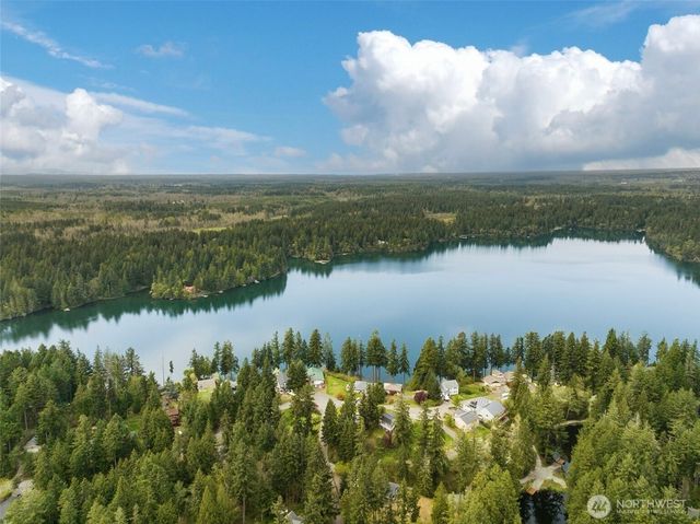 21843 Crest Lane SE, Yelm, WA 98597