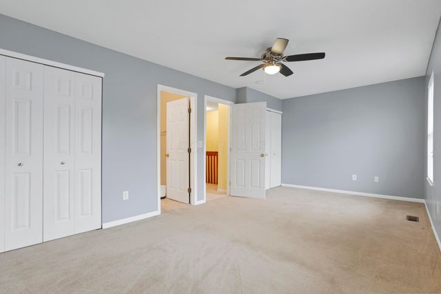 243 Oxford Oak Drive, Blacklick, OH 43004