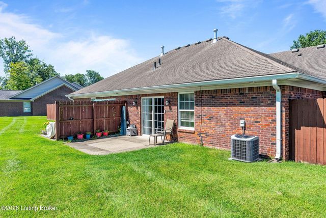 6505 Renate Rd, Louisville, KY 40291