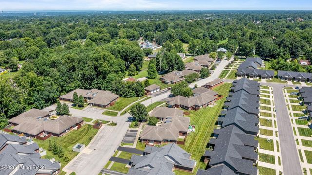 6505 Renate Rd, Louisville, KY 40291