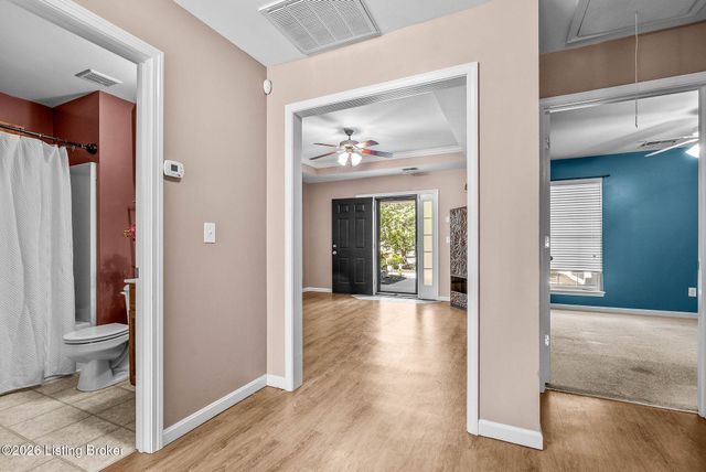 6505 Renate Rd, Louisville, KY 40291