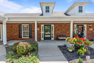 6505 Renate Rd, Louisville, KY 40291