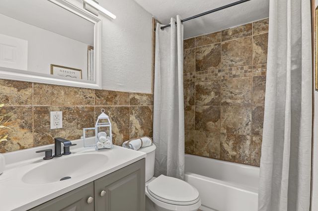 5110 Cherokee Road NE, Albuquerque, NM 87110