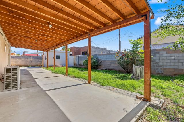 5110 Cherokee Road NE, Albuquerque, NM 87110