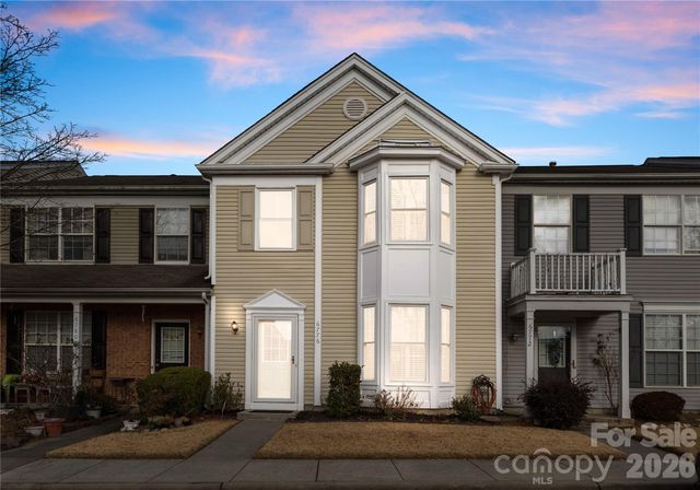 6776 Rothchild Drive, Charlotte, NC 28270