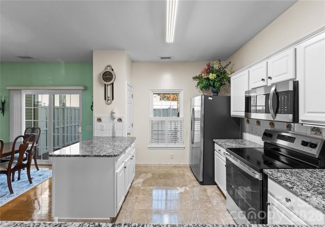 6776 Rothchild Drive, Charlotte, NC 28270