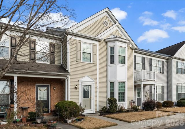 6776 Rothchild Drive, Charlotte, NC 28270