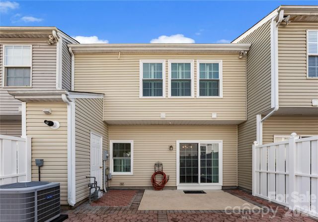 6776 Rothchild Drive, Charlotte, NC 28270