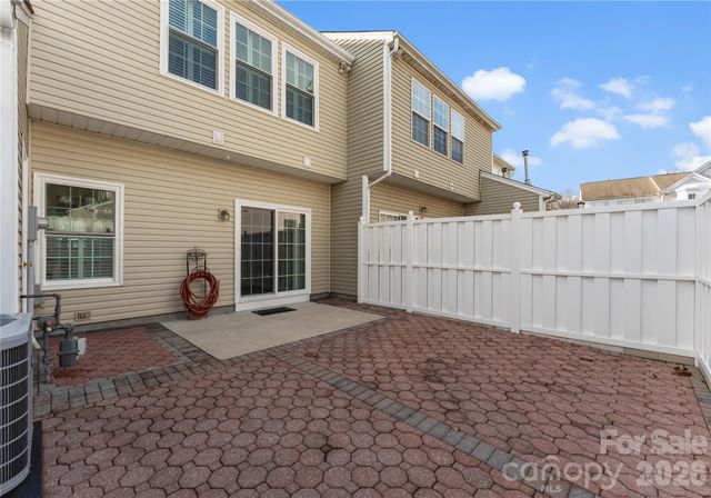 6776 Rothchild Drive, Charlotte, NC 28270