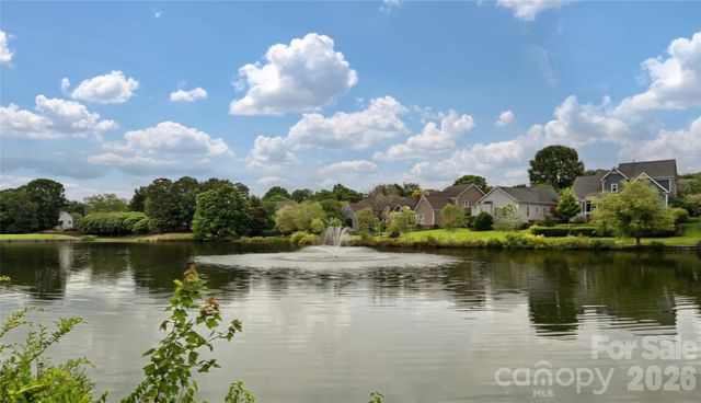 6776 Rothchild Drive, Charlotte, NC 28270