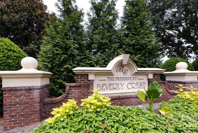 6776 Rothchild Drive, Charlotte, NC 28270