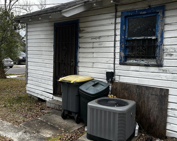 1519 8TH Street W, Jacksonville, FL 32209