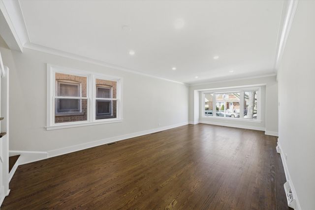 6535 S Kolin Avenue, Chicago, IL 60629