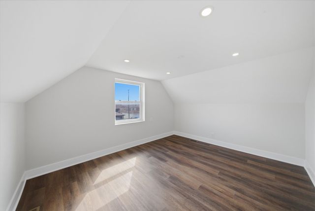 6535 S Kolin Avenue, Chicago, IL 60629