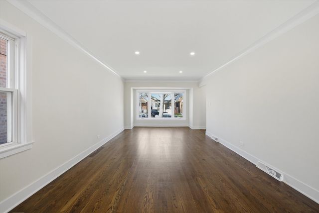 6535 S Kolin Avenue, Chicago, IL 60629