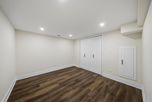 6535 S Kolin Avenue, Chicago, IL 60629