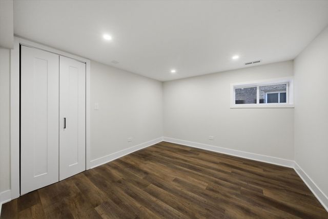 6535 S Kolin Avenue, Chicago, IL 60629