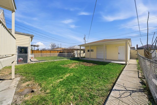 6535 S Kolin Avenue, Chicago, IL 60629