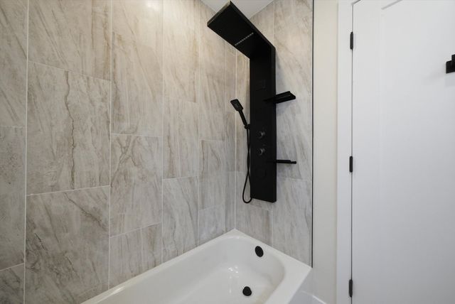 6535 S Kolin Avenue, Chicago, IL 60629