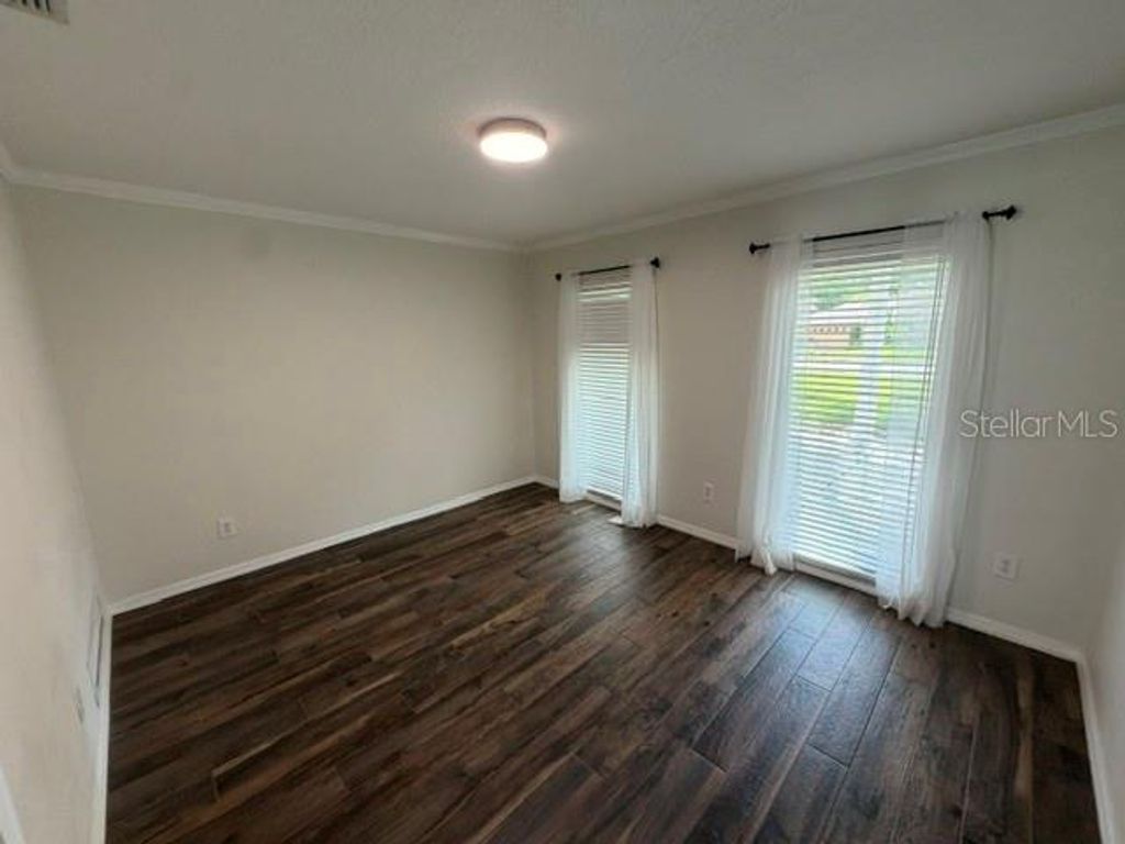 Image 29 of property listing at 210 W TIMBERCOVE CIRCLE, Longwood, FL 32779