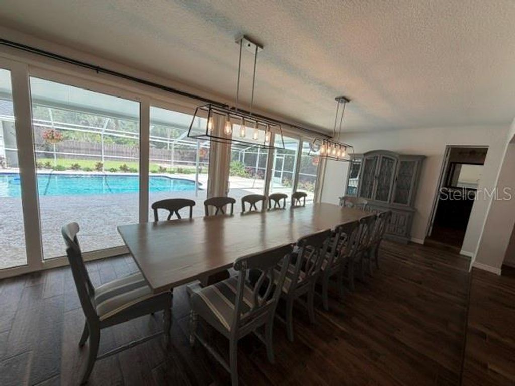 Image 31 of property listing at 210 W TIMBERCOVE CIRCLE, Longwood, FL 32779