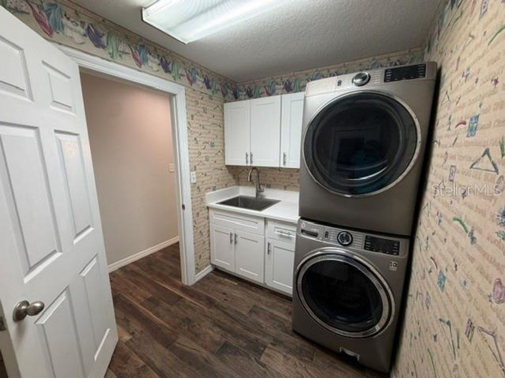 Image 37 of property listing at 210 W TIMBERCOVE CIRCLE, Longwood, FL 32779