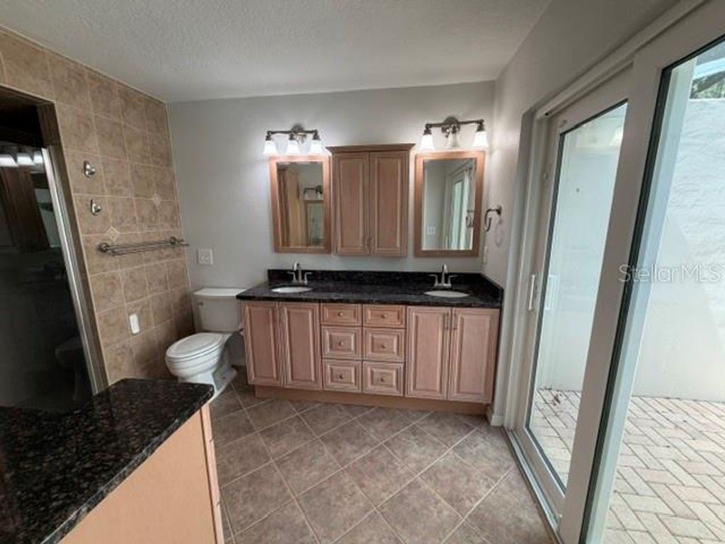 Image 41 of property listing at 210 W TIMBERCOVE CIRCLE, Longwood, FL 32779