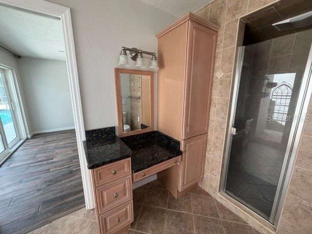 Image 42 of property listing at 210 W TIMBERCOVE CIRCLE, Longwood, FL 32779