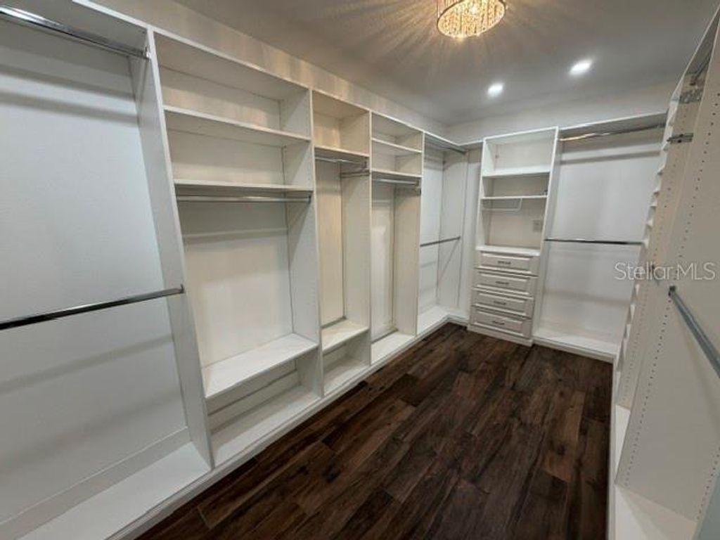 Image 47 of property listing at 210 W TIMBERCOVE CIRCLE, Longwood, FL 32779