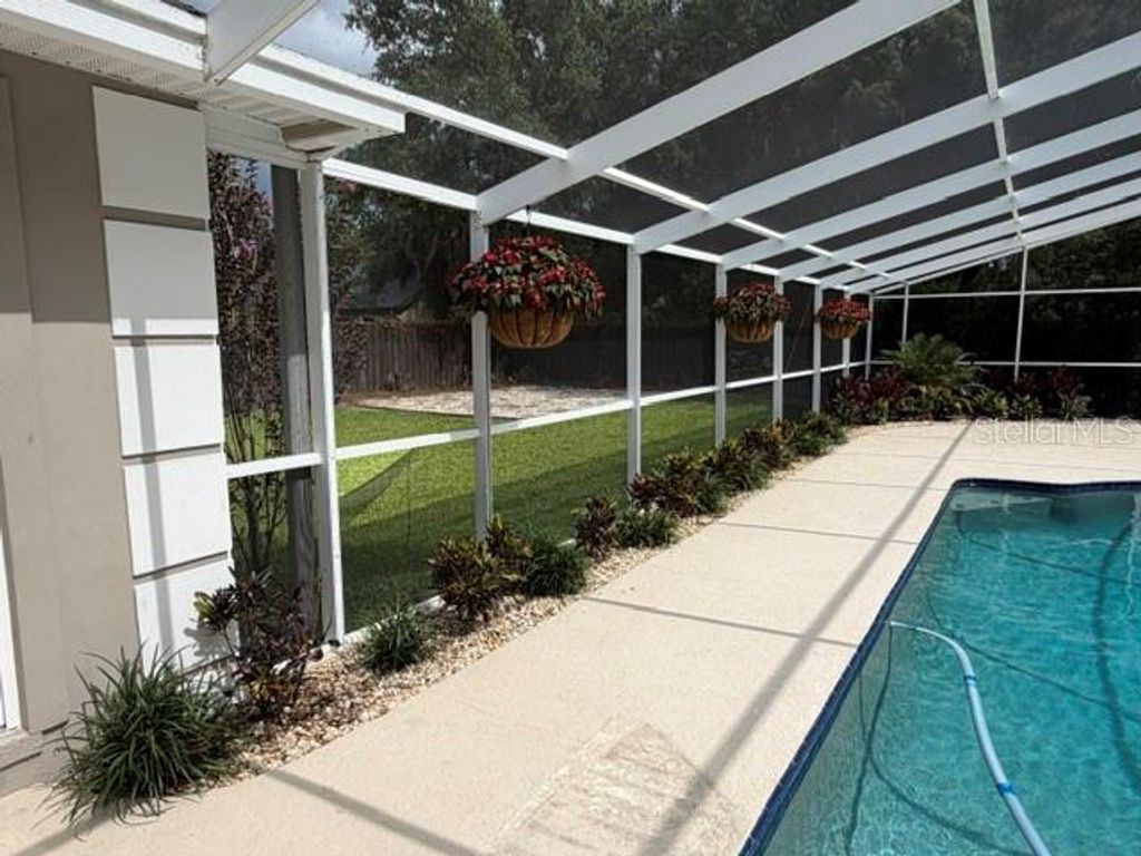 Image 63 of property listing at 210 W TIMBERCOVE CIRCLE, Longwood, FL 32779