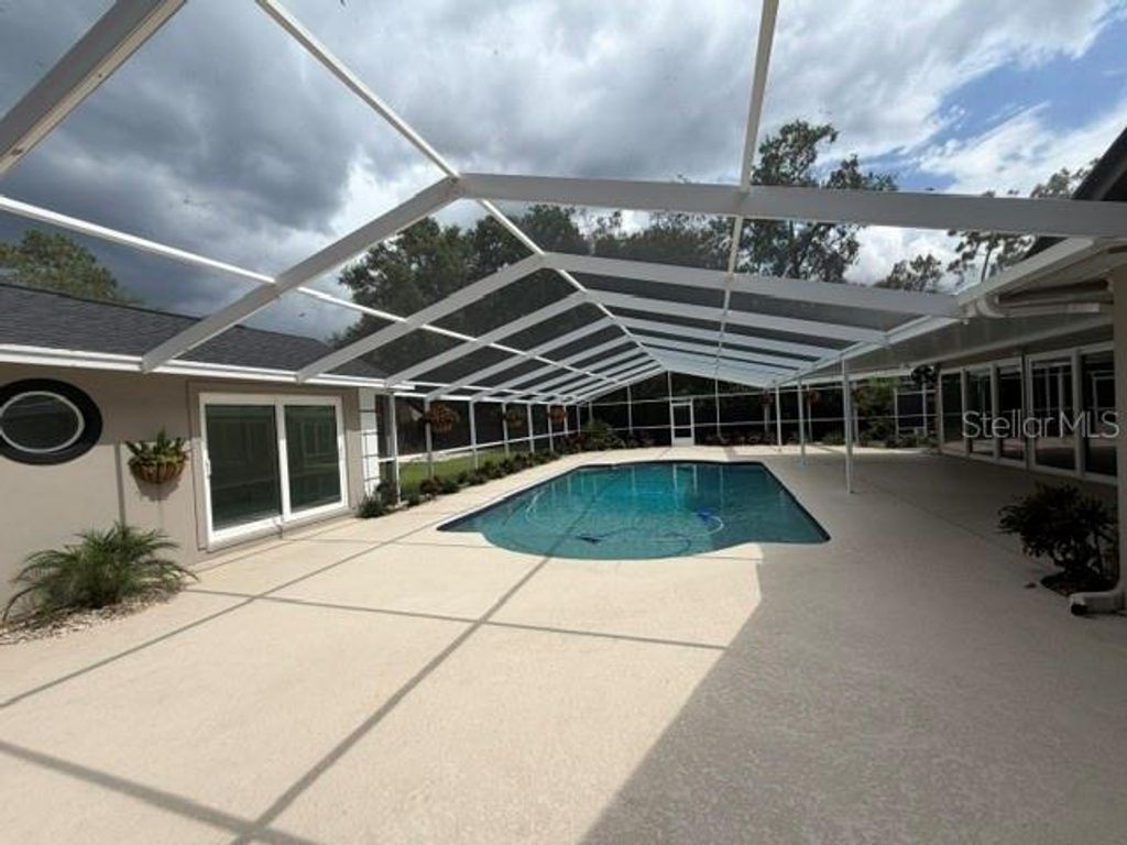 Image 65 of property listing at 210 W TIMBERCOVE CIRCLE, Longwood, FL 32779