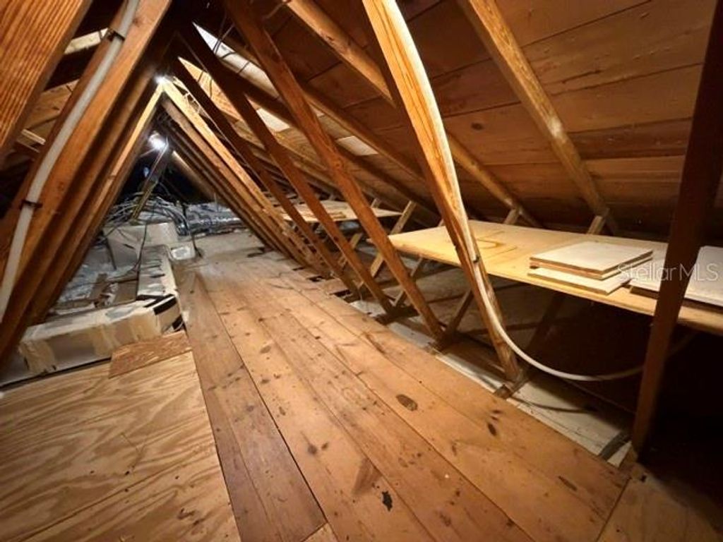 Image 85 of property listing at 210 W TIMBERCOVE CIRCLE, Longwood, FL 32779
