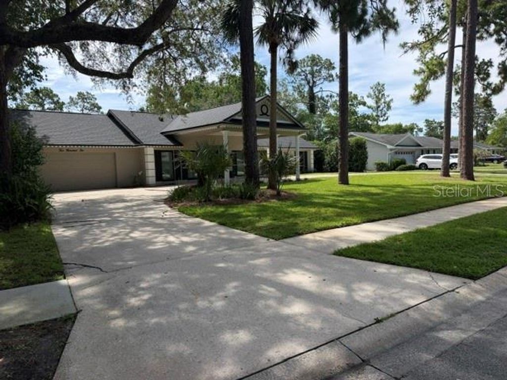 Image 88 of property listing at 210 W TIMBERCOVE CIRCLE, Longwood, FL 32779