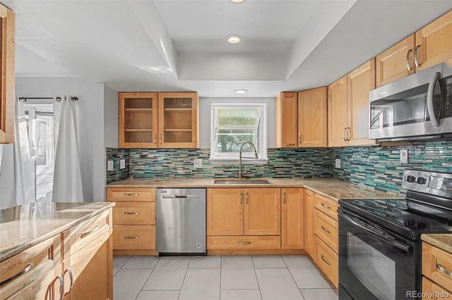 13743 E Marina Drive A, Aurora, CO 80014